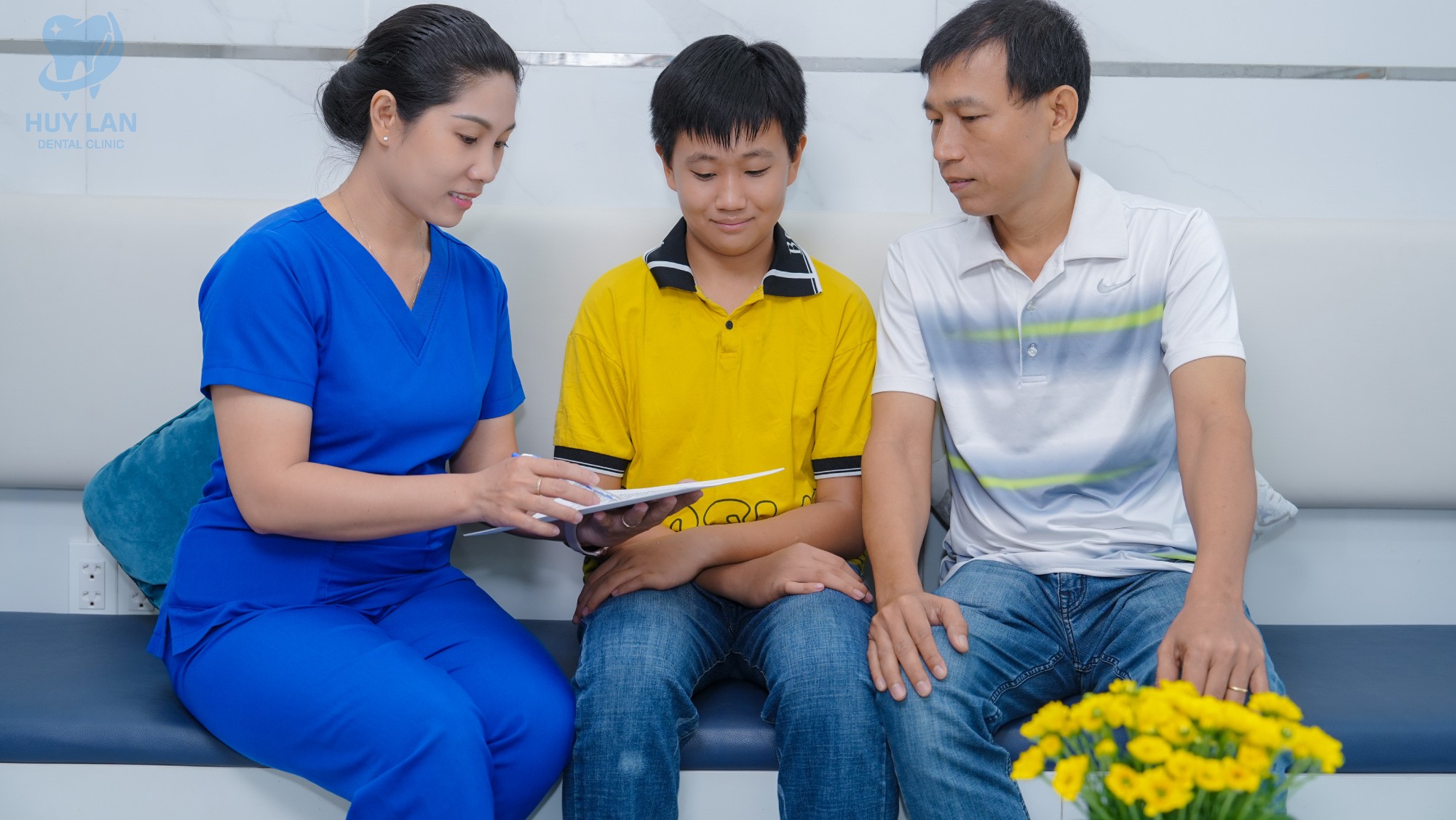 ĐỘ TUỔI MỌC <br>RĂNG KHÔN? 