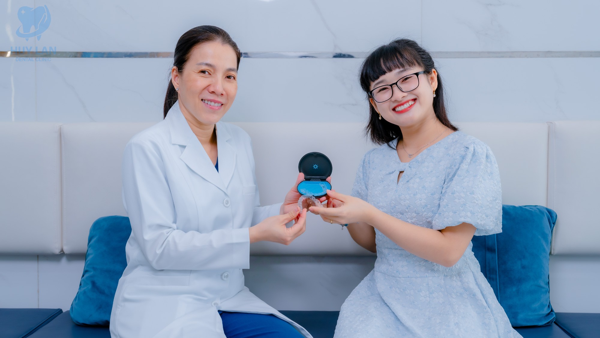ƯU ĐIỂM CỦA KHAY NIỀNG TRONG SUỐT ƯU ĐIỂM CỦA KHAY NIỀNG TRONG SUỐT